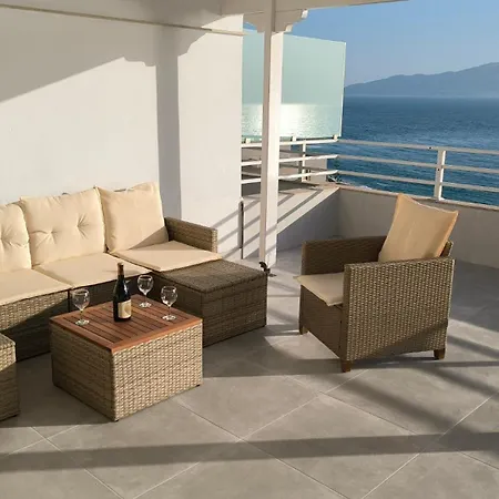 Ionian Sea View Penthouse شقة *